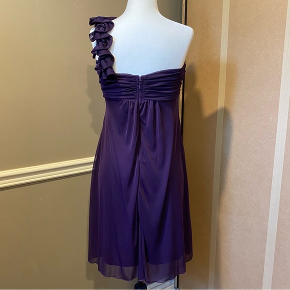 Jolie one strap semi formal dress - Picture 3 of 6